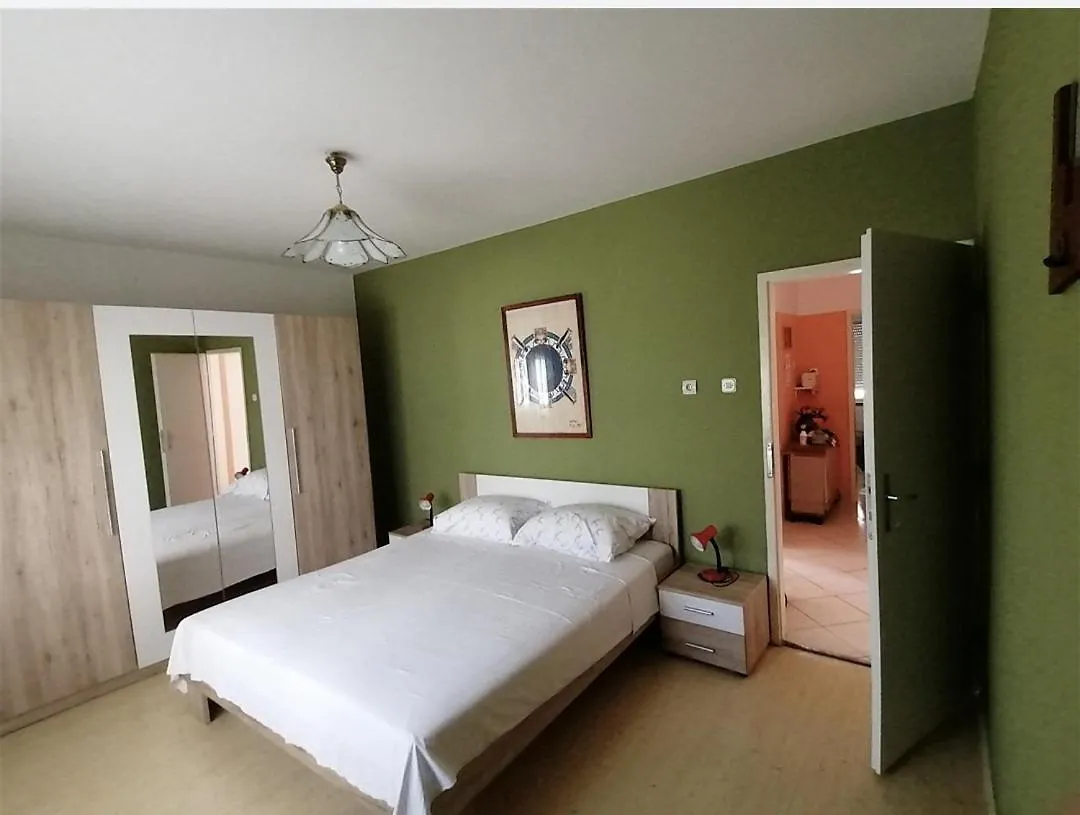 Spacious Apartment Borik & Parking Zadar Croacia