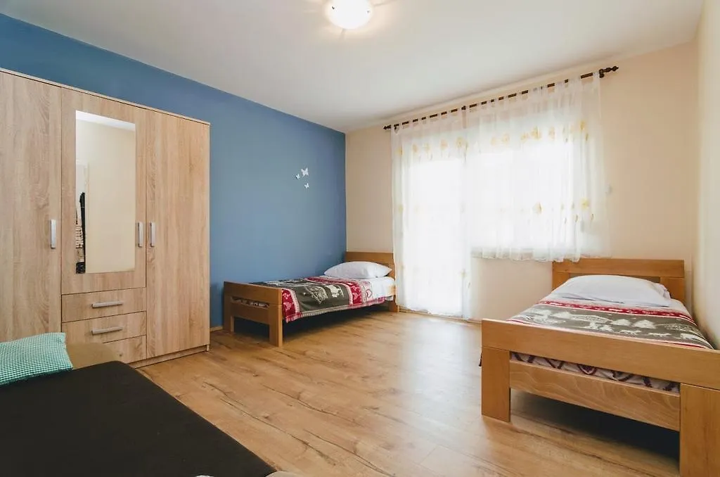 Spacious Apartment Borik & Parking Zadar Croacia
